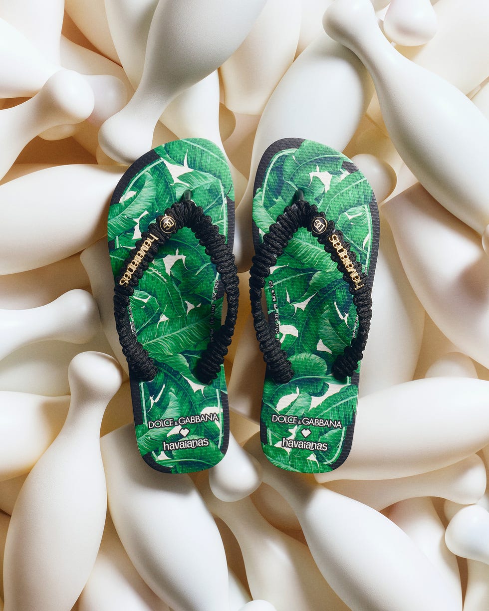 dolce and gabbana flip flips