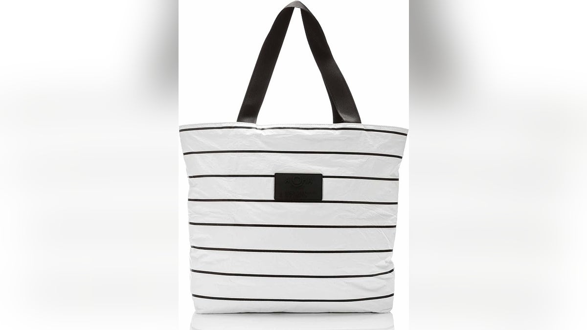 This bag is both lightweight and splash-proof, making it ideal for beachgoers who want to keep their belongings dry. 
