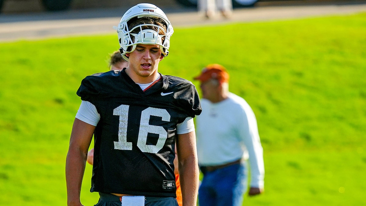 Arch Manning at practice