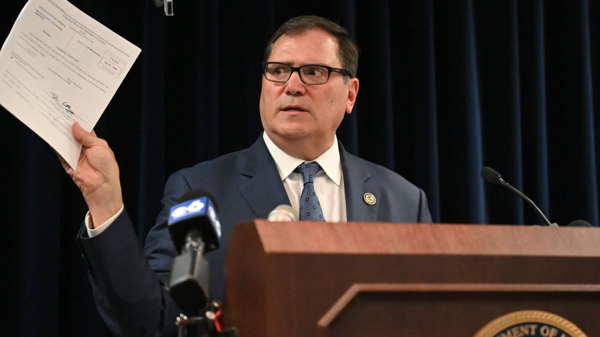 Top NY federal attorney John Sarcone III says he narrowly escaped a knife attack by an illegal migrant in Albany and told 'Fox & Friends' that sanctuary policies are endangering lives.
