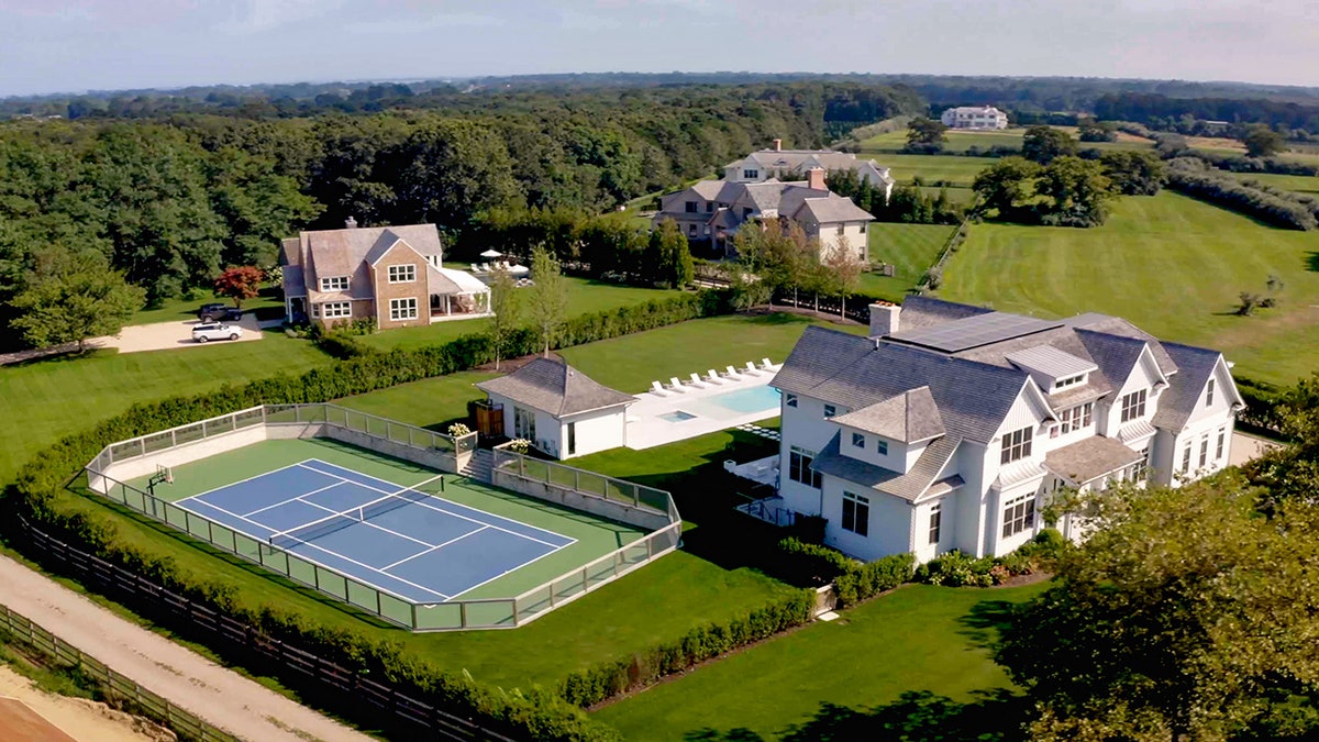 MILLION DOLLAR BEACH HOUSE