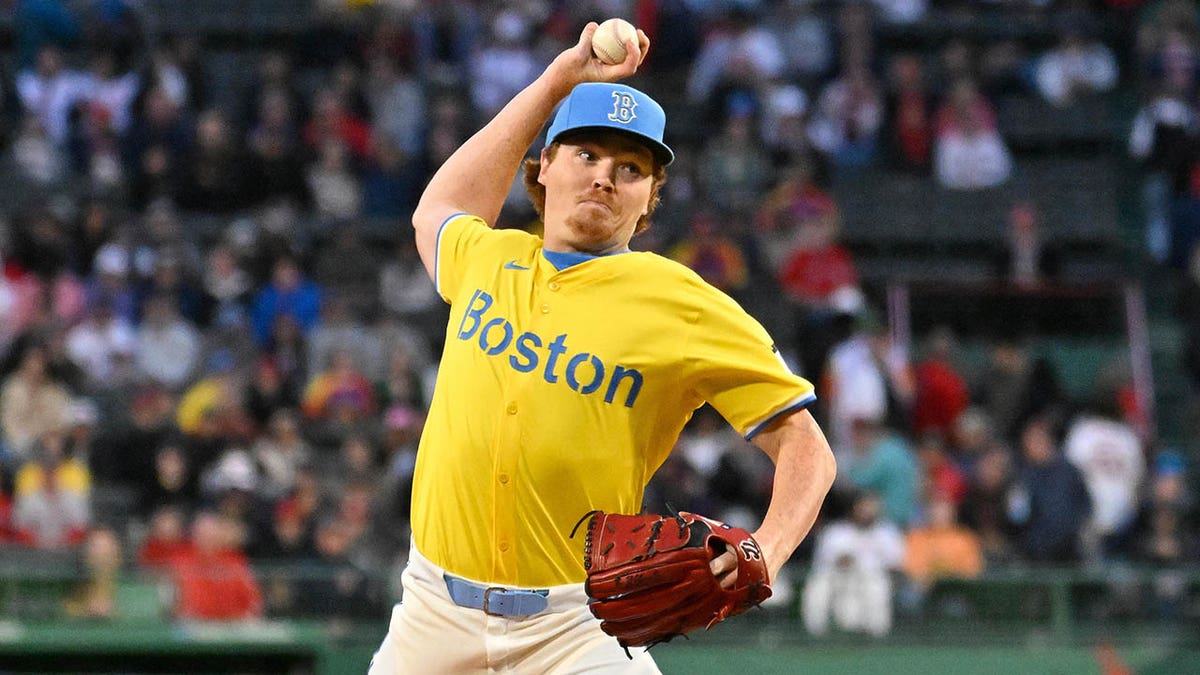 Hunter Dobbins pitches