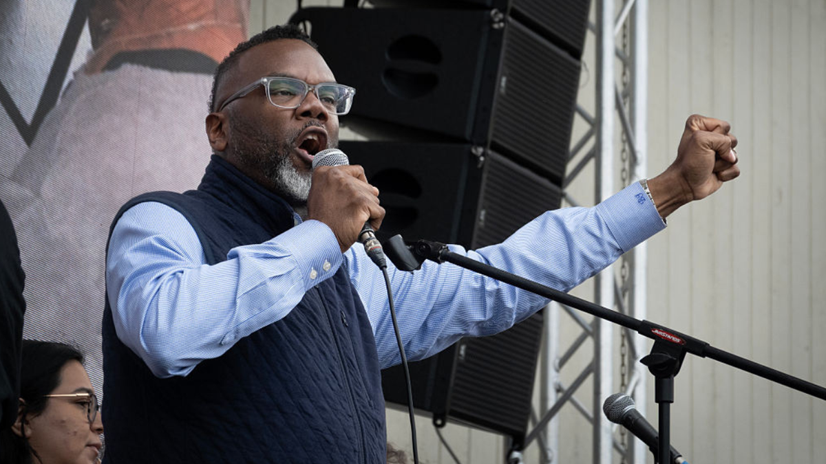 Chicago Mayor Brandon Johnson