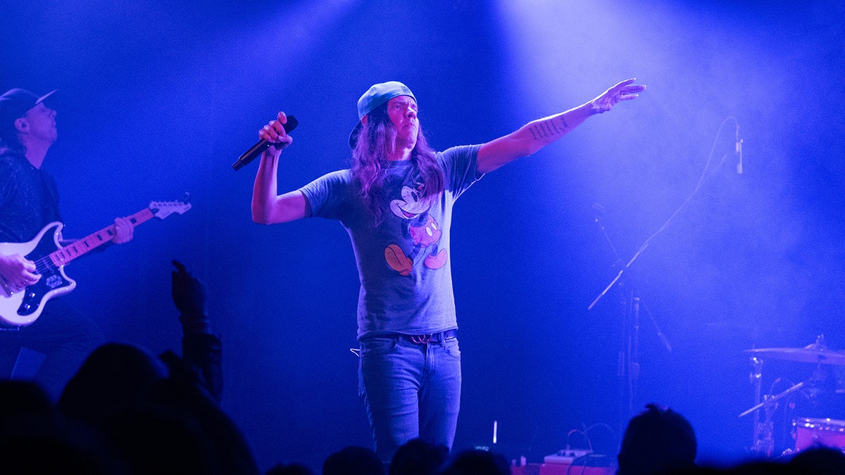 Red Jumpsuit Apparatus lead singer trashes Trump