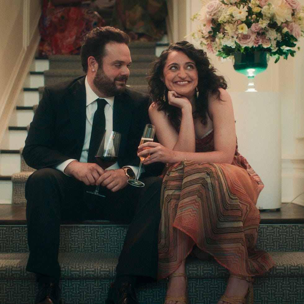 ricky staffieri as ted fak, mitra jouhari as kelly in the bear season 4