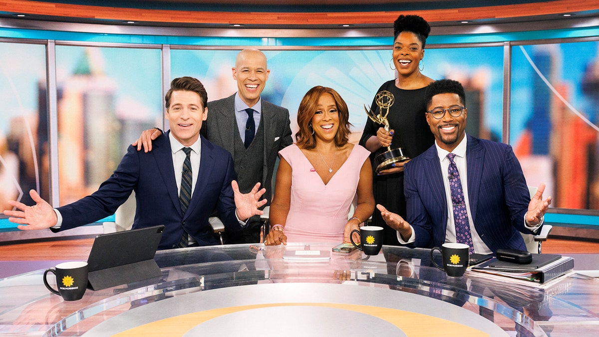 CBS mornings hosts