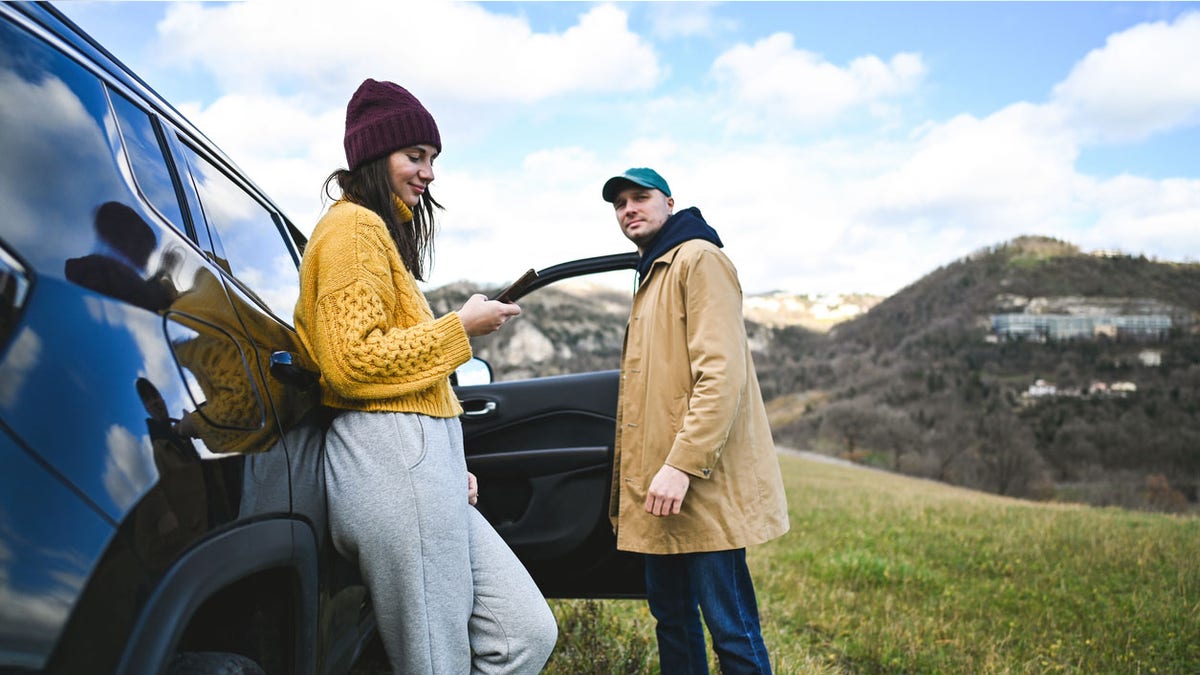 Bring your wardrobe into fall with layering essentials. 
