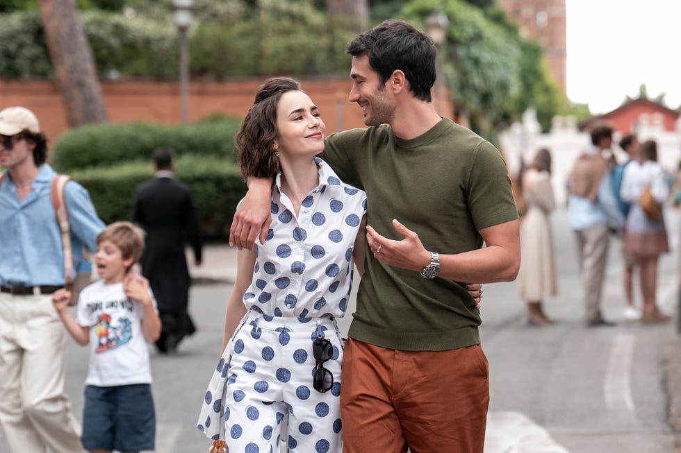 emily in paris. (l to r) lily collins as emily, eugenio franceschini as marcello in emily in paris. cr. giulia parmigiani/netflix © 2025