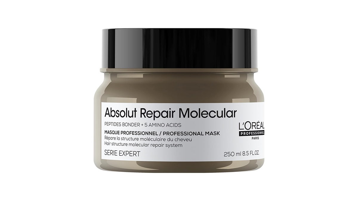 This hair mask leaves your hair feeling silky.
