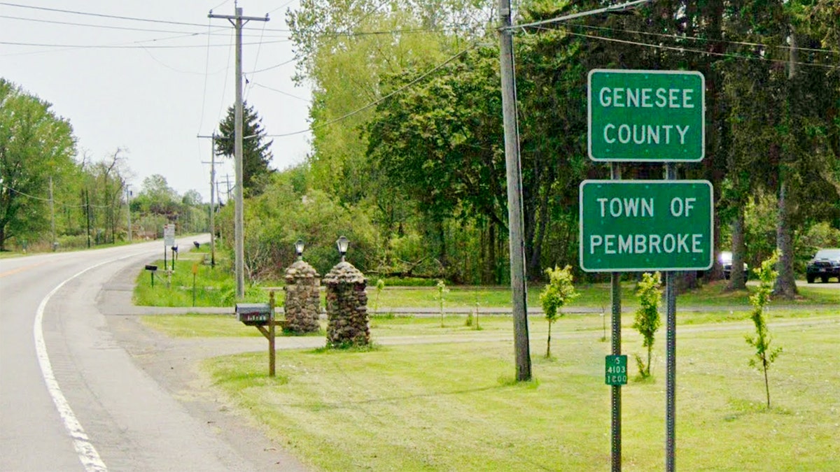 Multiple injured in a bus accident in Pembroke, New York.