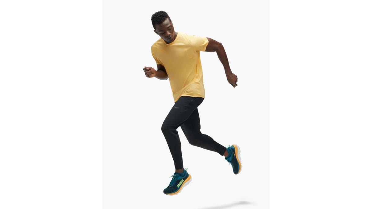 Stay warm with the help of some joggers. 