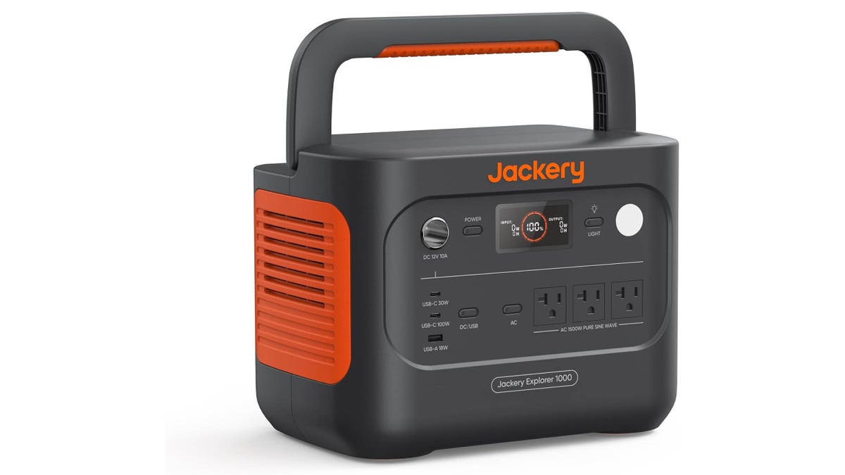 Connect to a Jackery solar panel for off-grid charging. 