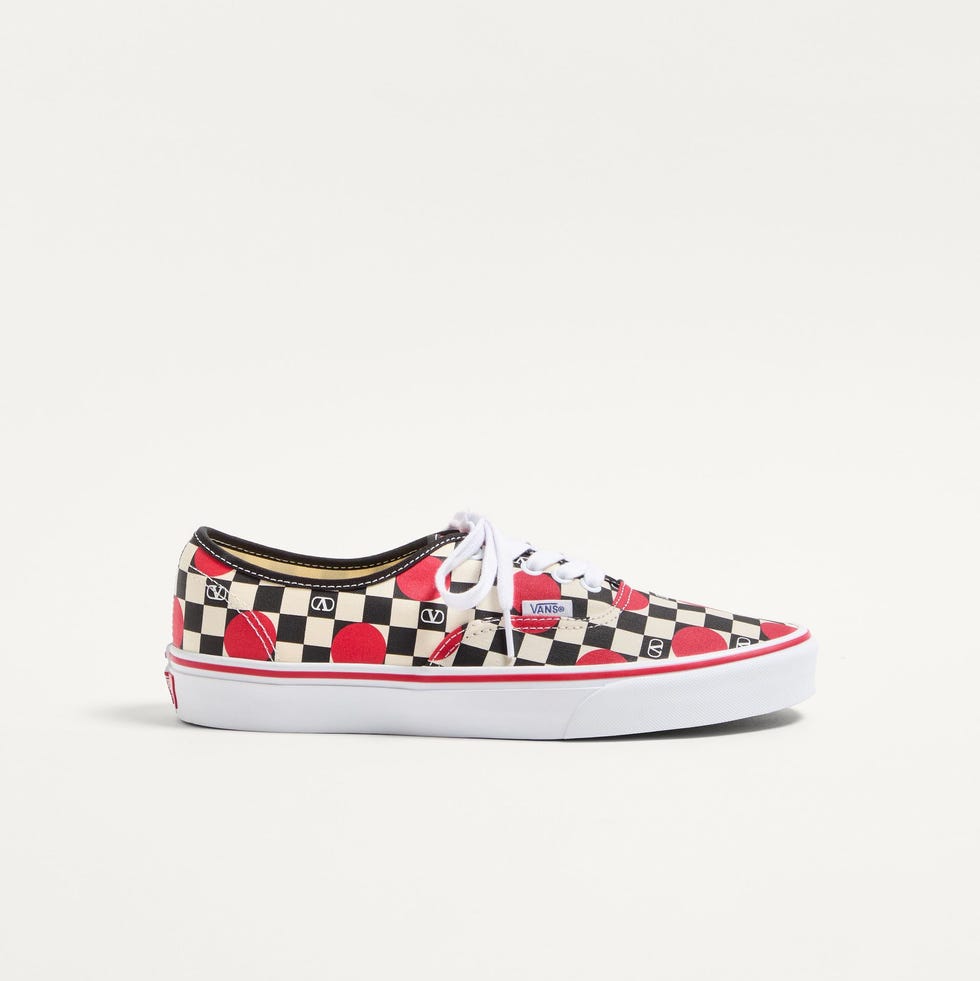 Low-Top Trainer