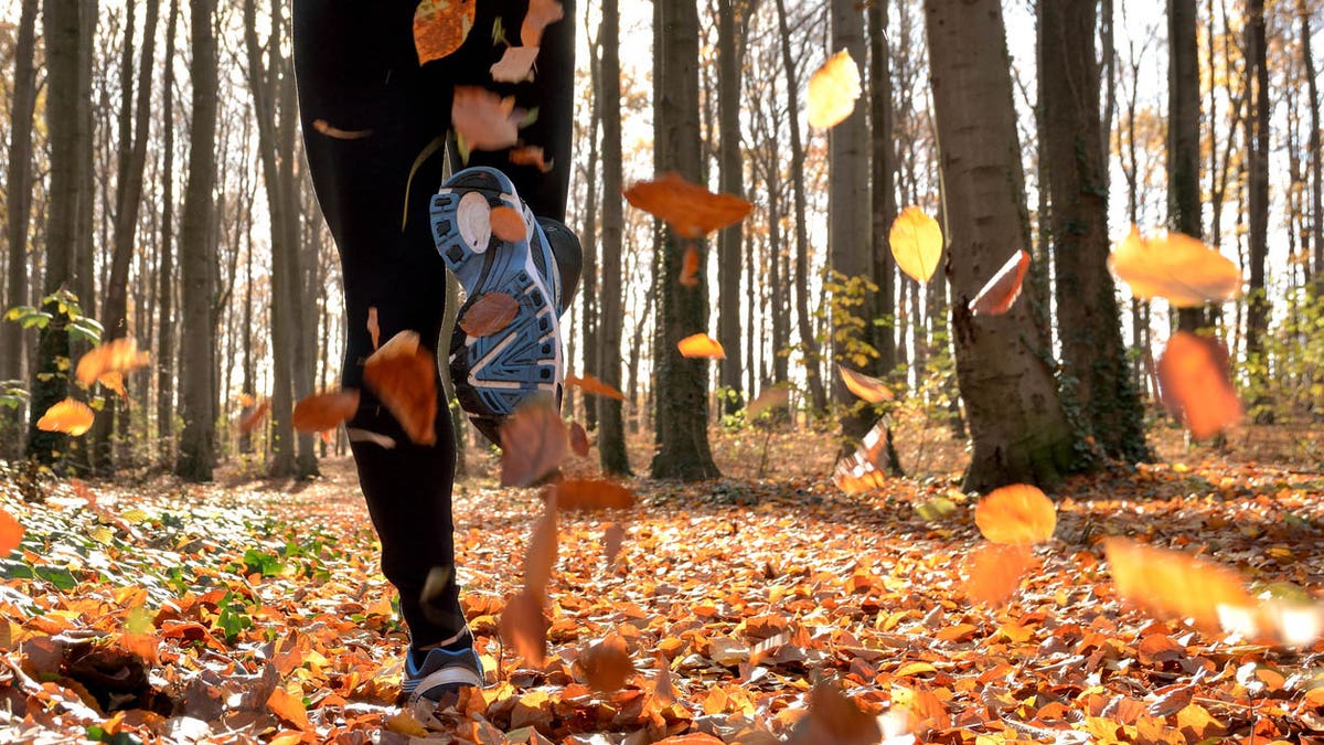 It's time to start switching over to warm-weather running gear. 