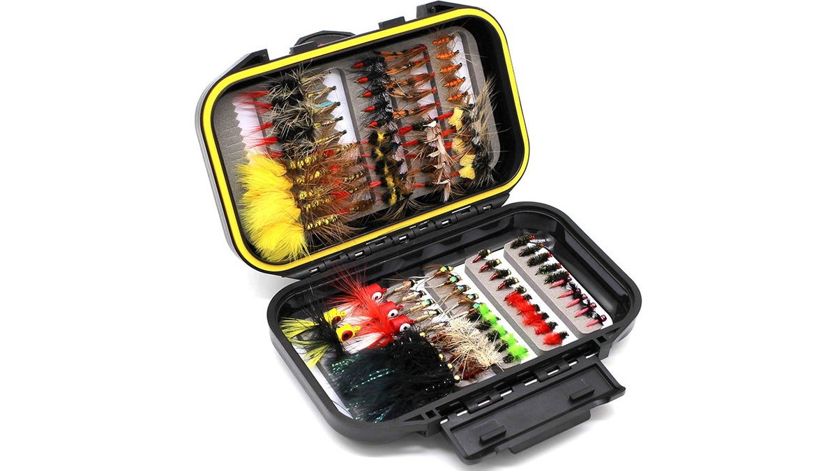 Get up to 168 flies in this waterproof kit. 