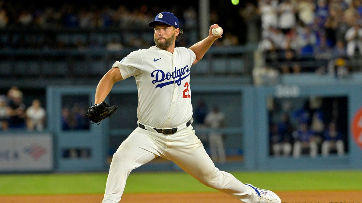 Clayton Kershaw pitches
