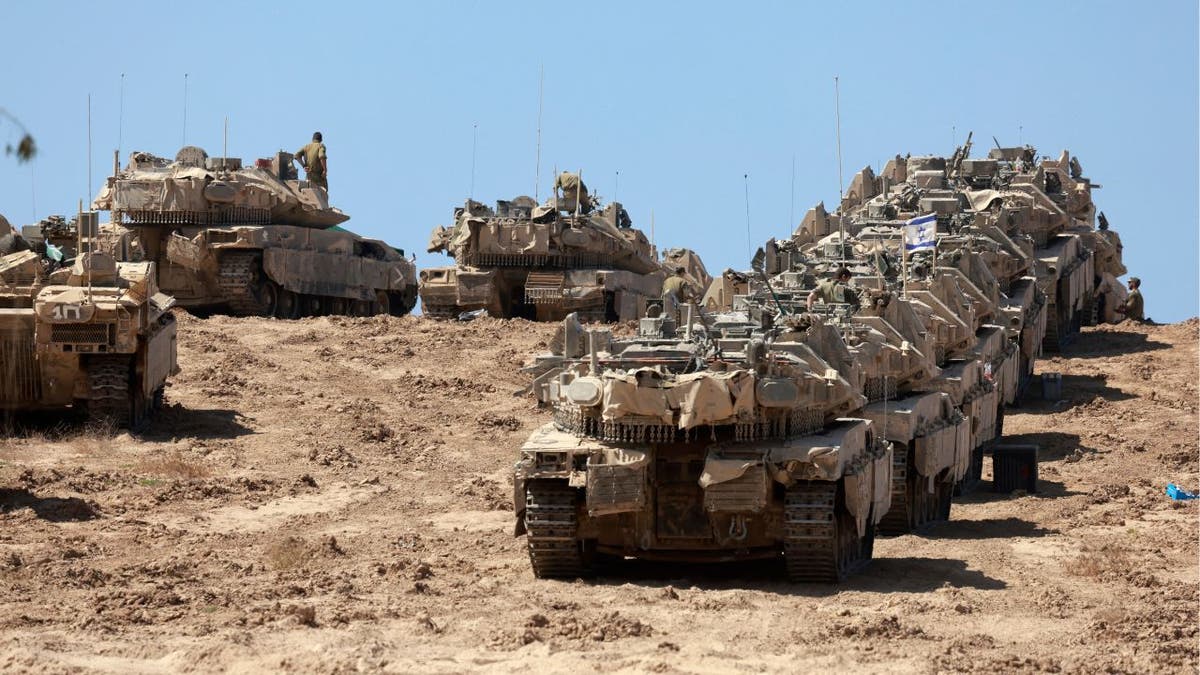 Israeli tanks mass near Gaza border
