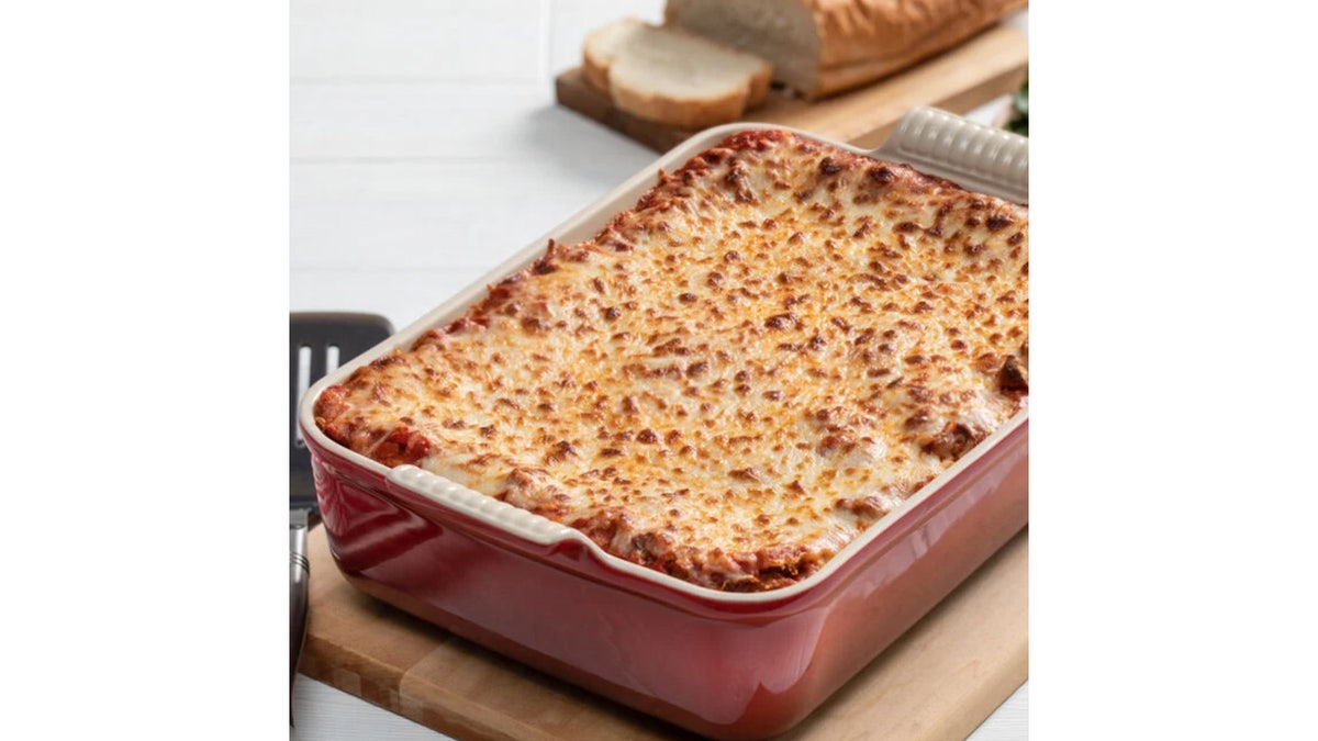 Bake a perfect lasagna in this dish.