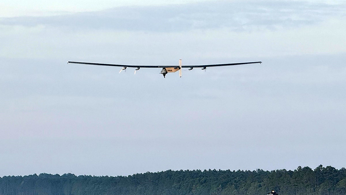 The solar powered Skydweller Aero drone soars through the sky.